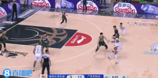 mksports体育像过清晨的马路！徐杰阅读防守后直捣黄龙 腹地无人看防轻松上进